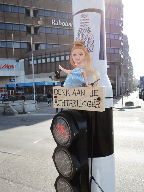 Barbies in het Utrechtse straatbeeld
