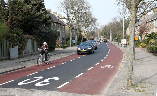 Fietsstrook Herenweg Oudorp