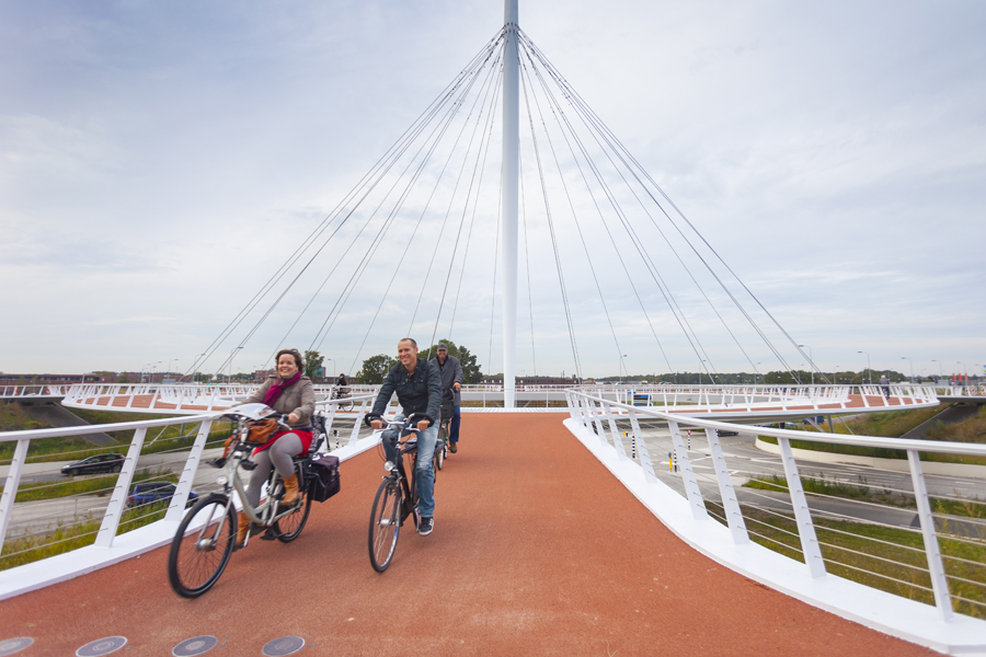 Hovenring in Eindhoven Hovenring in Eindhoven