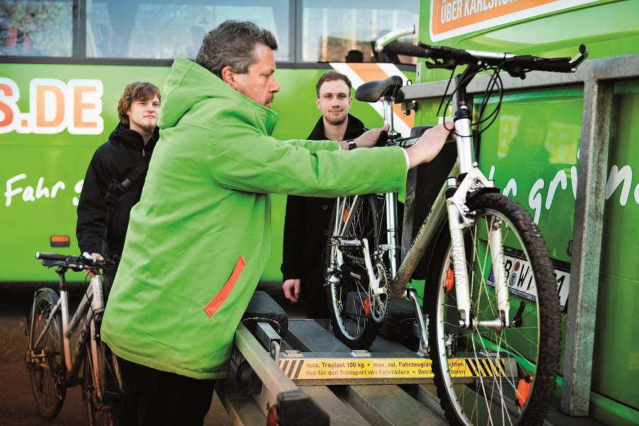 Fiets in bus