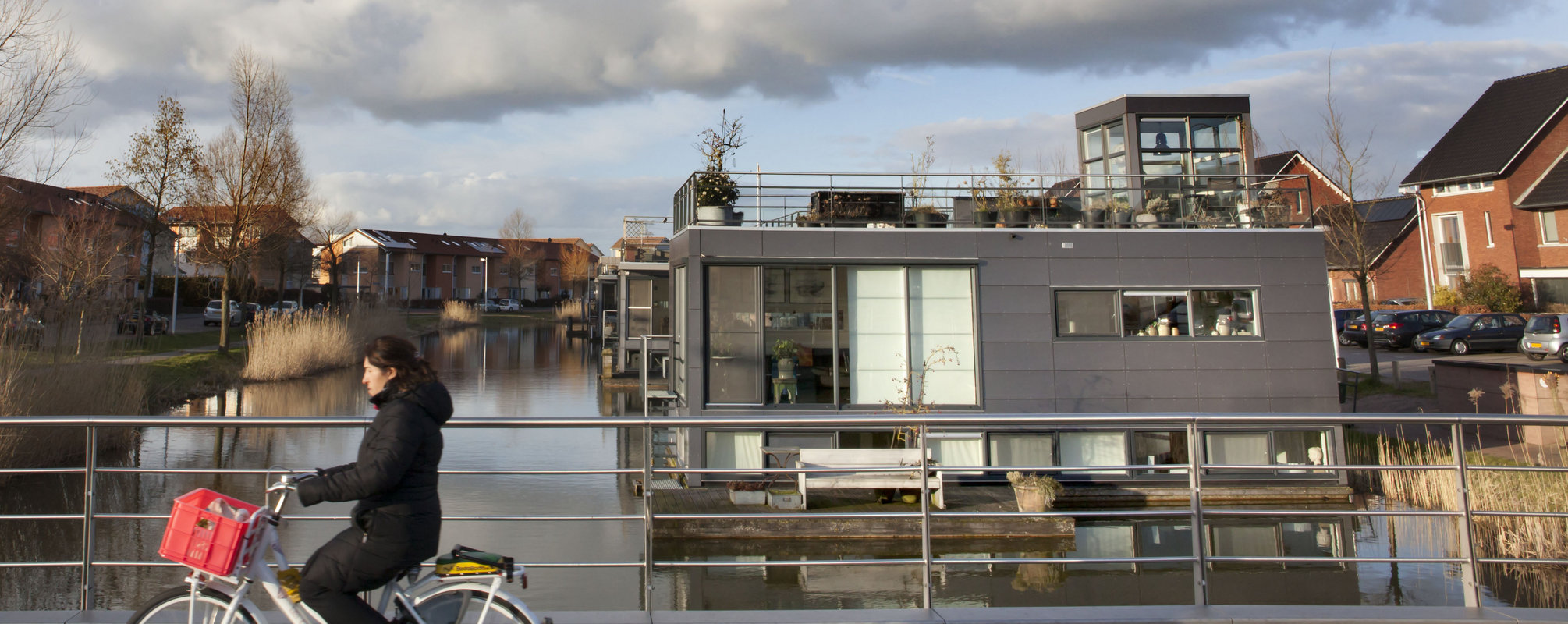 Geen woonboten maar drijvende villa's