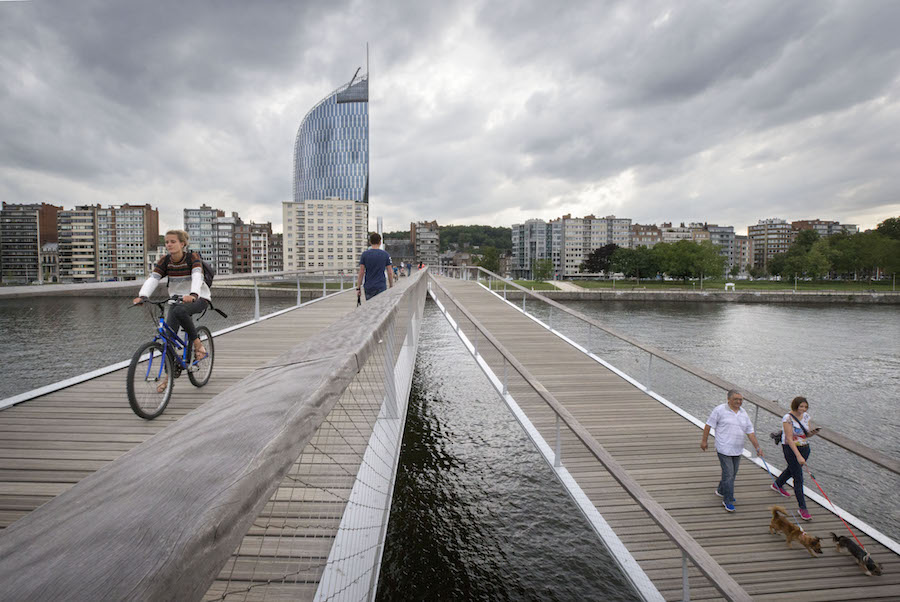 Fiets- en loopbrug