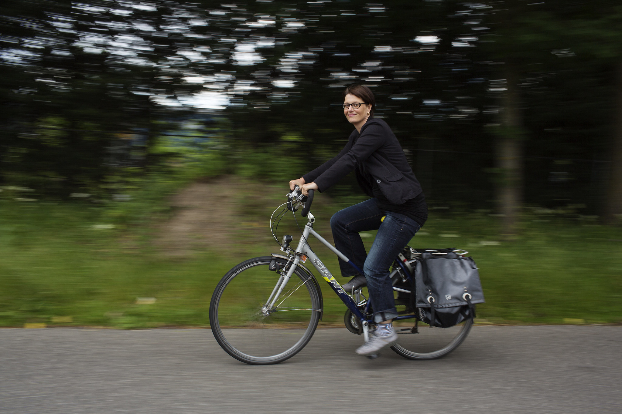 Saskia Kluit fietst