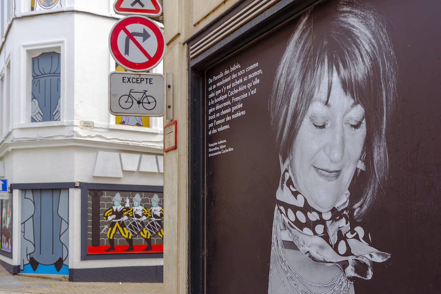 Advertentie voor muurschildering ‘Het mirakel van Sint Waltrudis’ (door Honet) in Mons