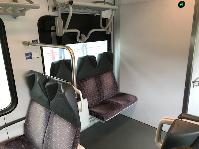 Fietsplekken in Rnet-trein