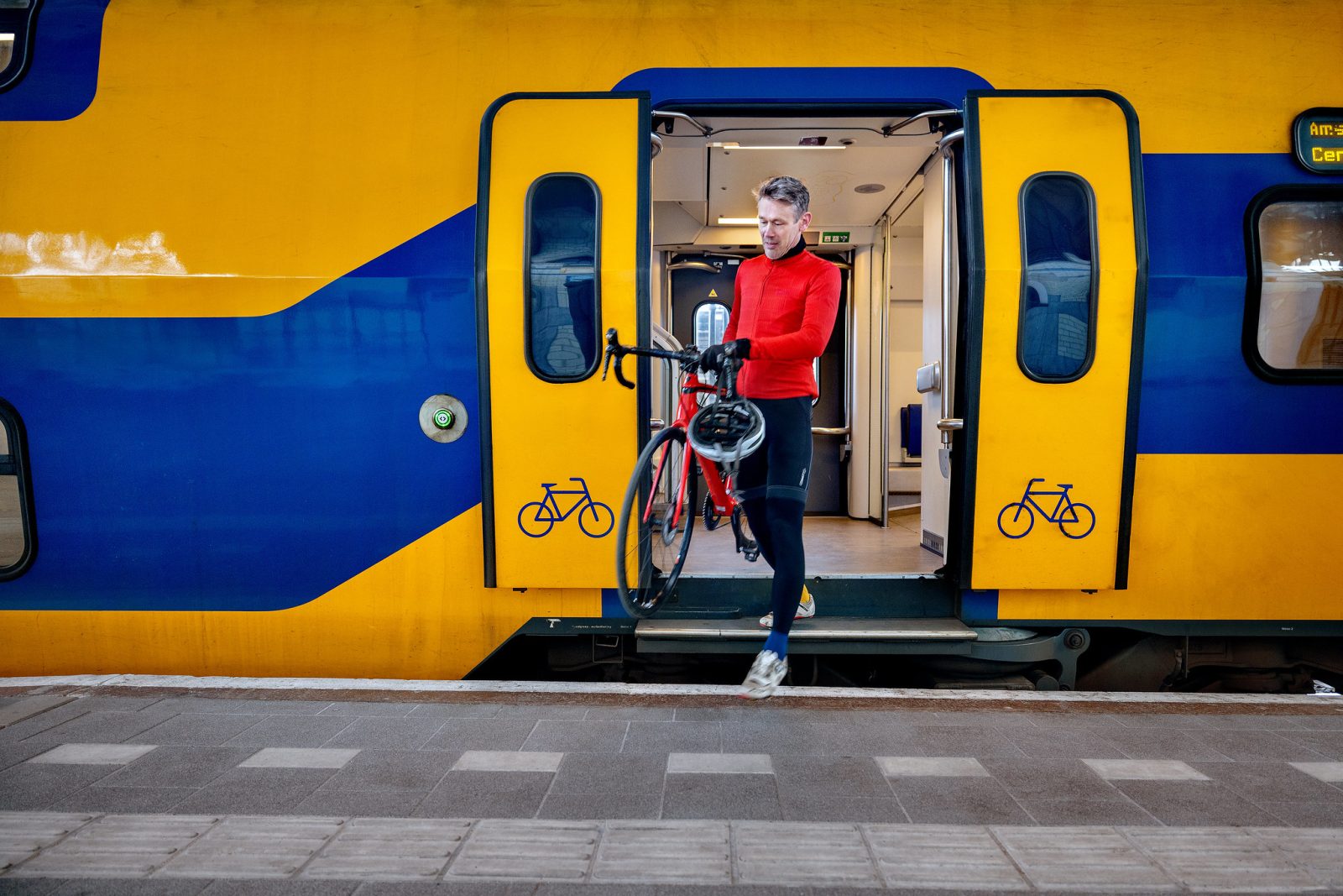 Fietsen in de trein. Foto: DigiDaan.