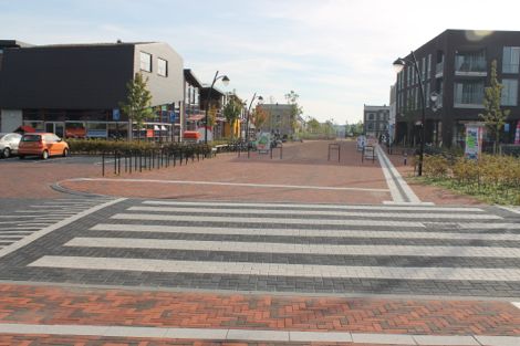 Zebrapad bij Maximaplein