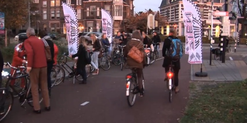 Pitstraat Fietsverlichtingsactie November 2014
