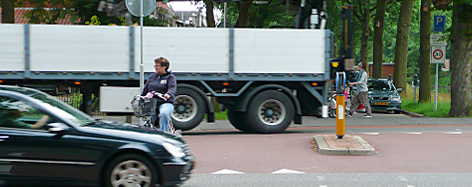 Een fietsrotonde gaat de fietsstaat Vondelkade verbinden met de Philosophenallee
