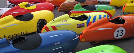 Foto Velomobielen tijdens oliebollentocht vorig jaar