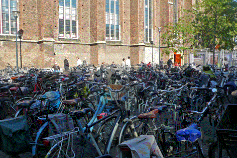 Foto: stalling Broerekerkplein