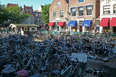 Foto: bewaakte stalling Meerminneplein