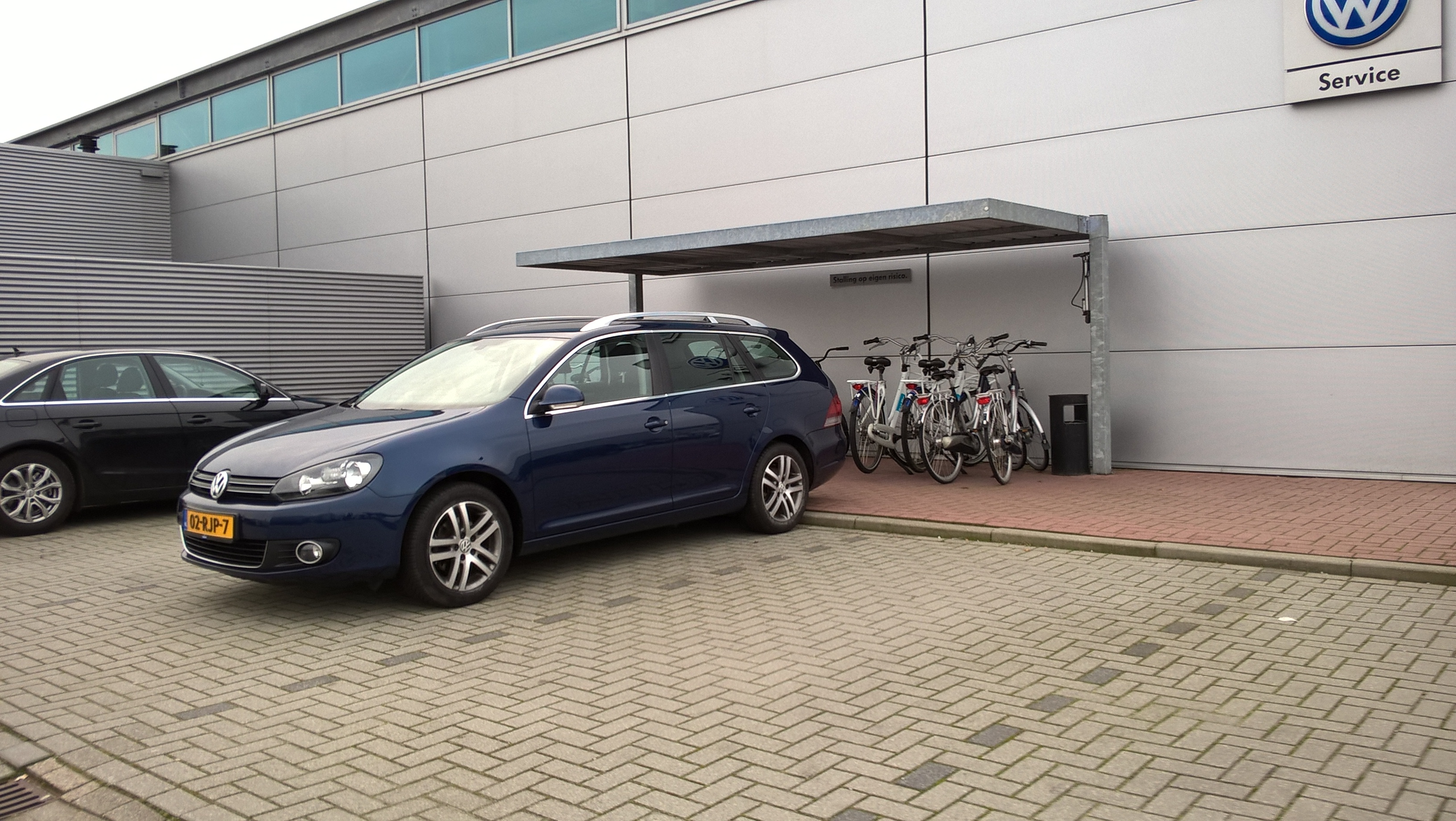 Foto: fietsenstalling VW