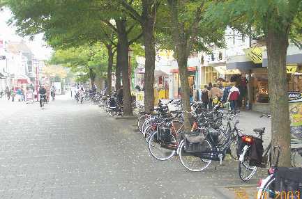 Fietsparkeren in Hoofdstraat 